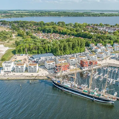 Apartment Duenenvilla Penthouse Superior Lubeck
